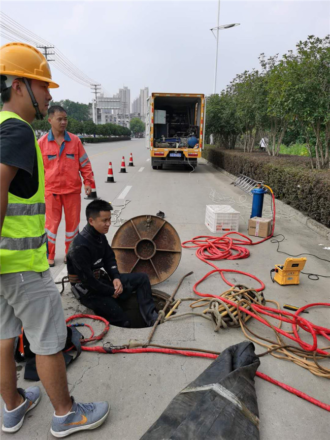 双湖翻衬法管道修复技术主要工序