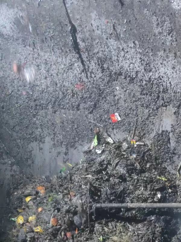 双湖污水池清理